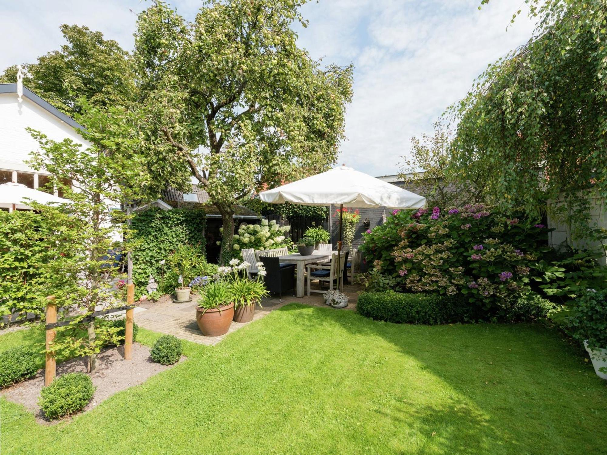 Alluring Apartment In Bergen With Terrace Garden And Bbq Eksteriør billede